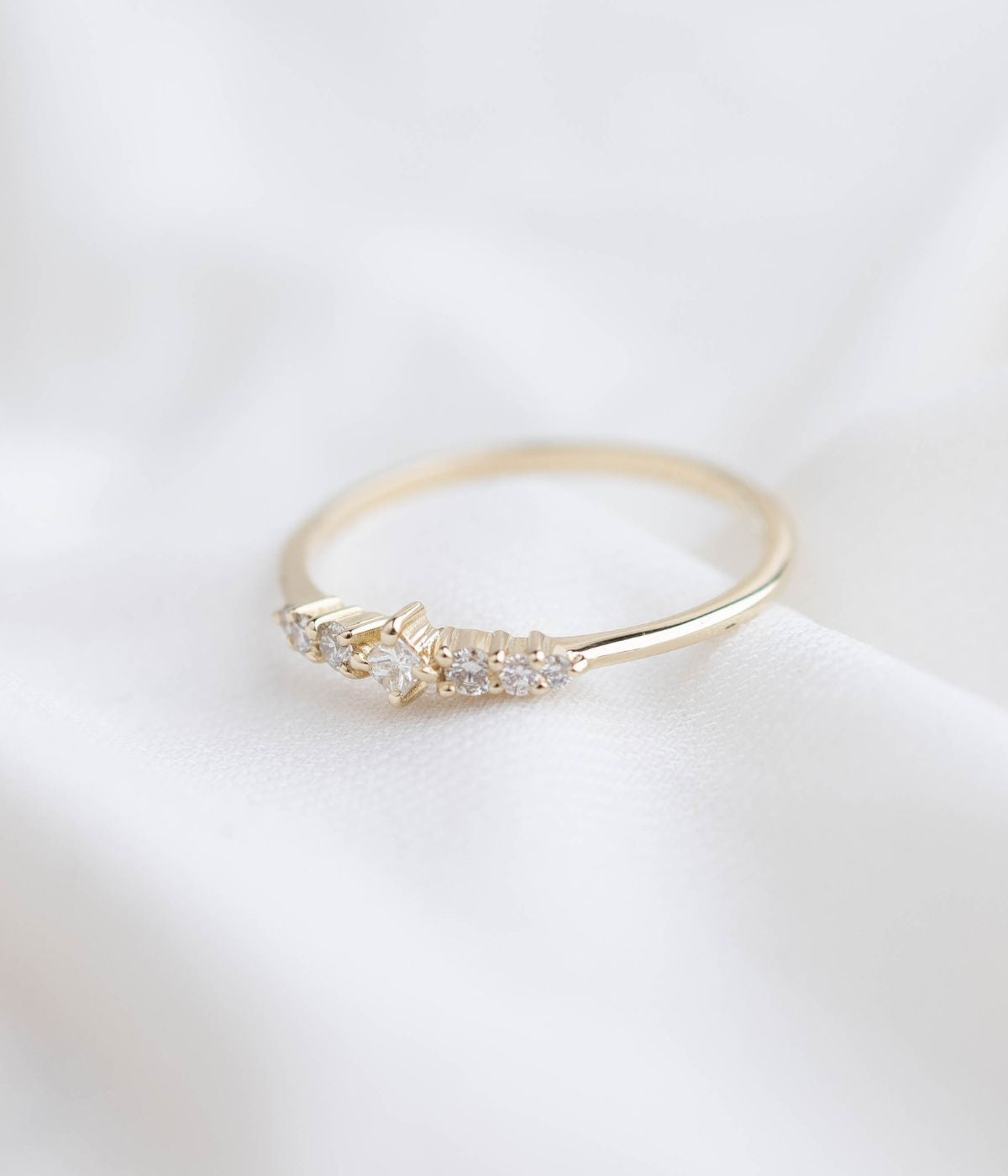 טבעת נגיעה יהלומים | זהב 14k