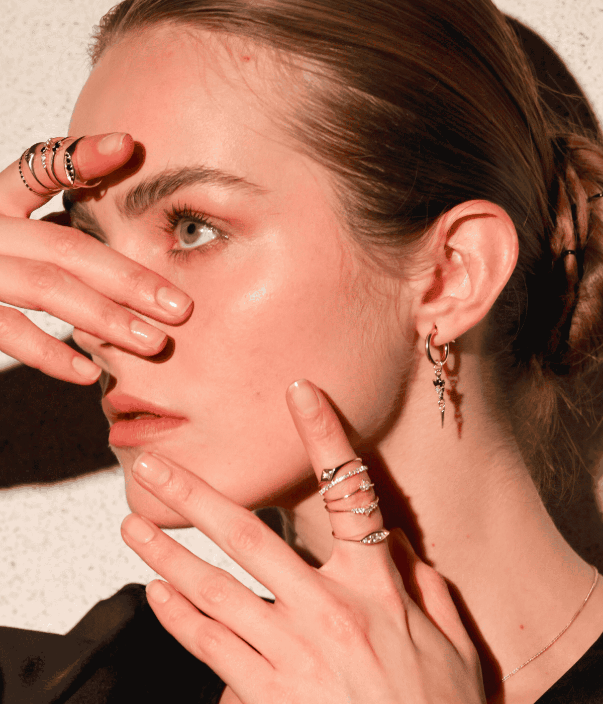 עגילי חישוק לוטוס | זהב 14k