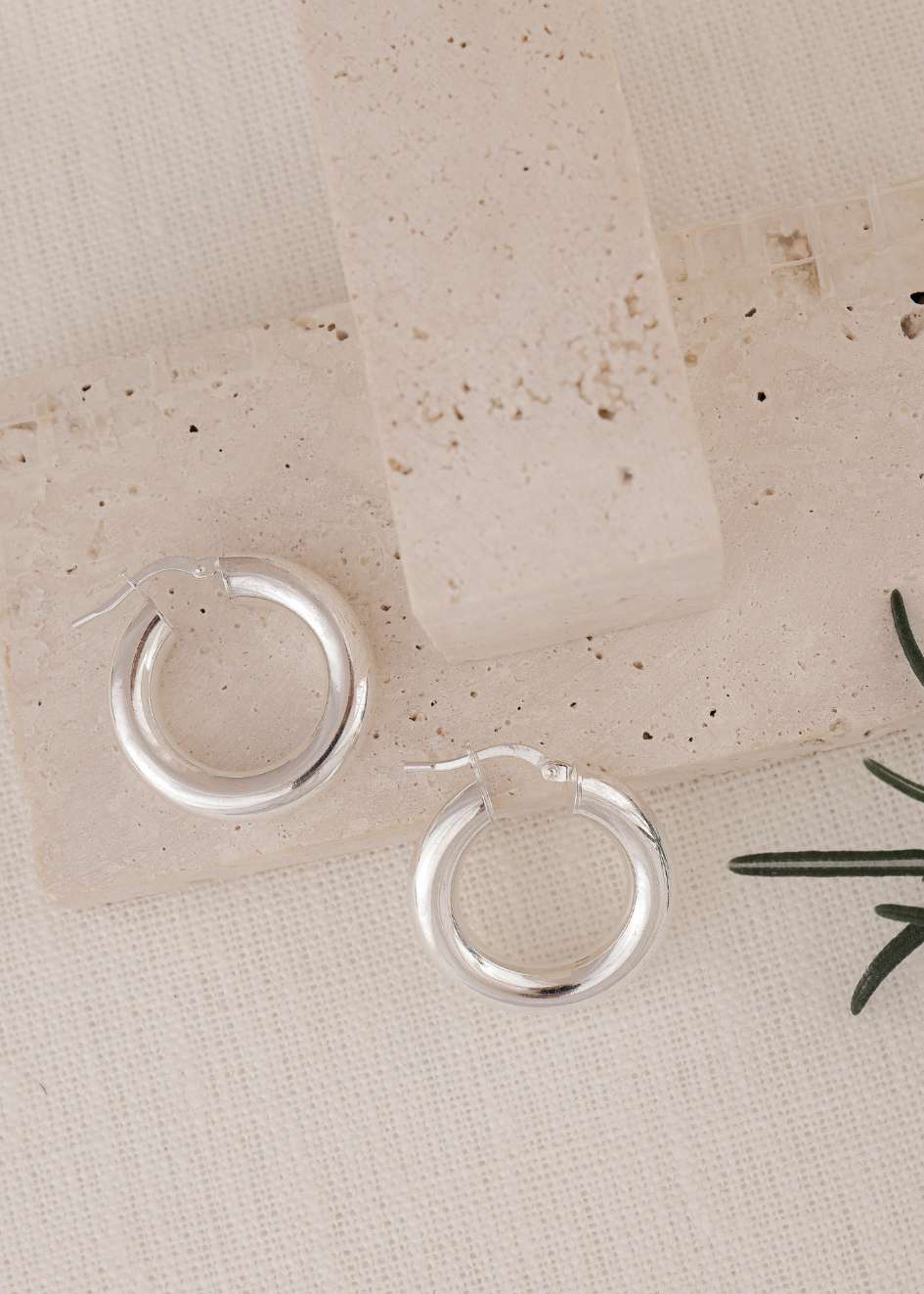 925 עגילי חישוק יארה | כסף