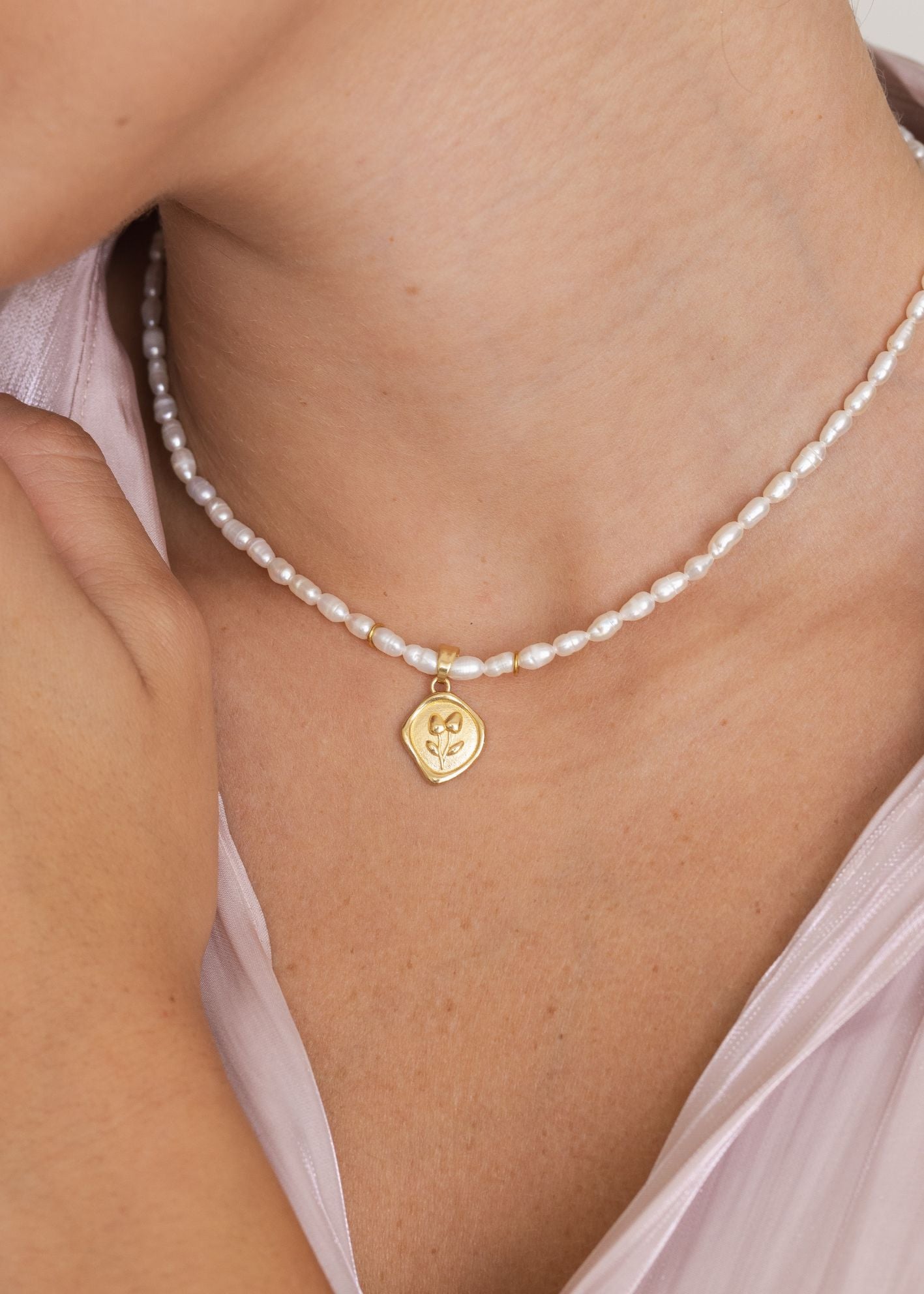 שרשרת פנינים פריחת התקווה