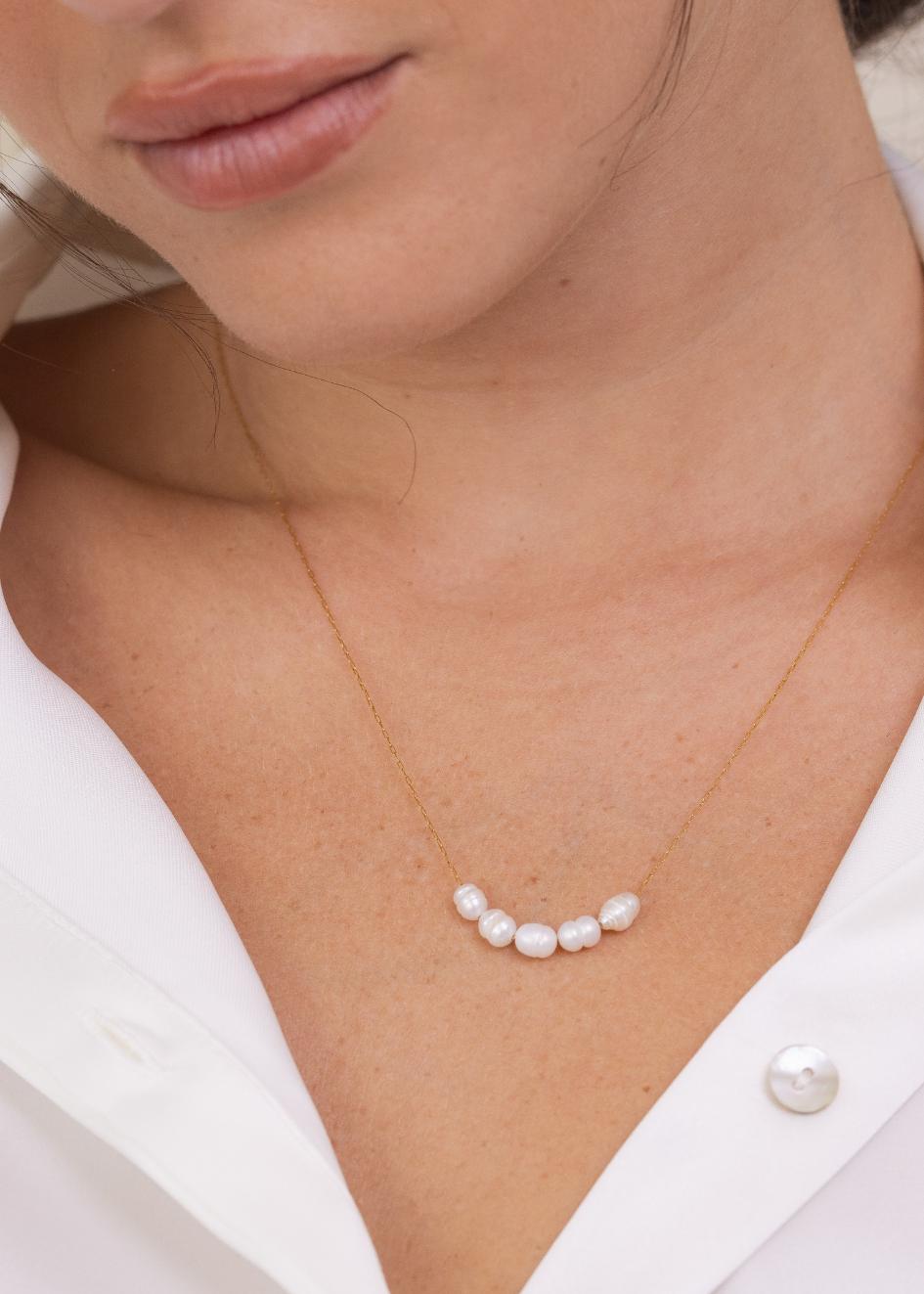 שרשרת נשיקת הפנינה