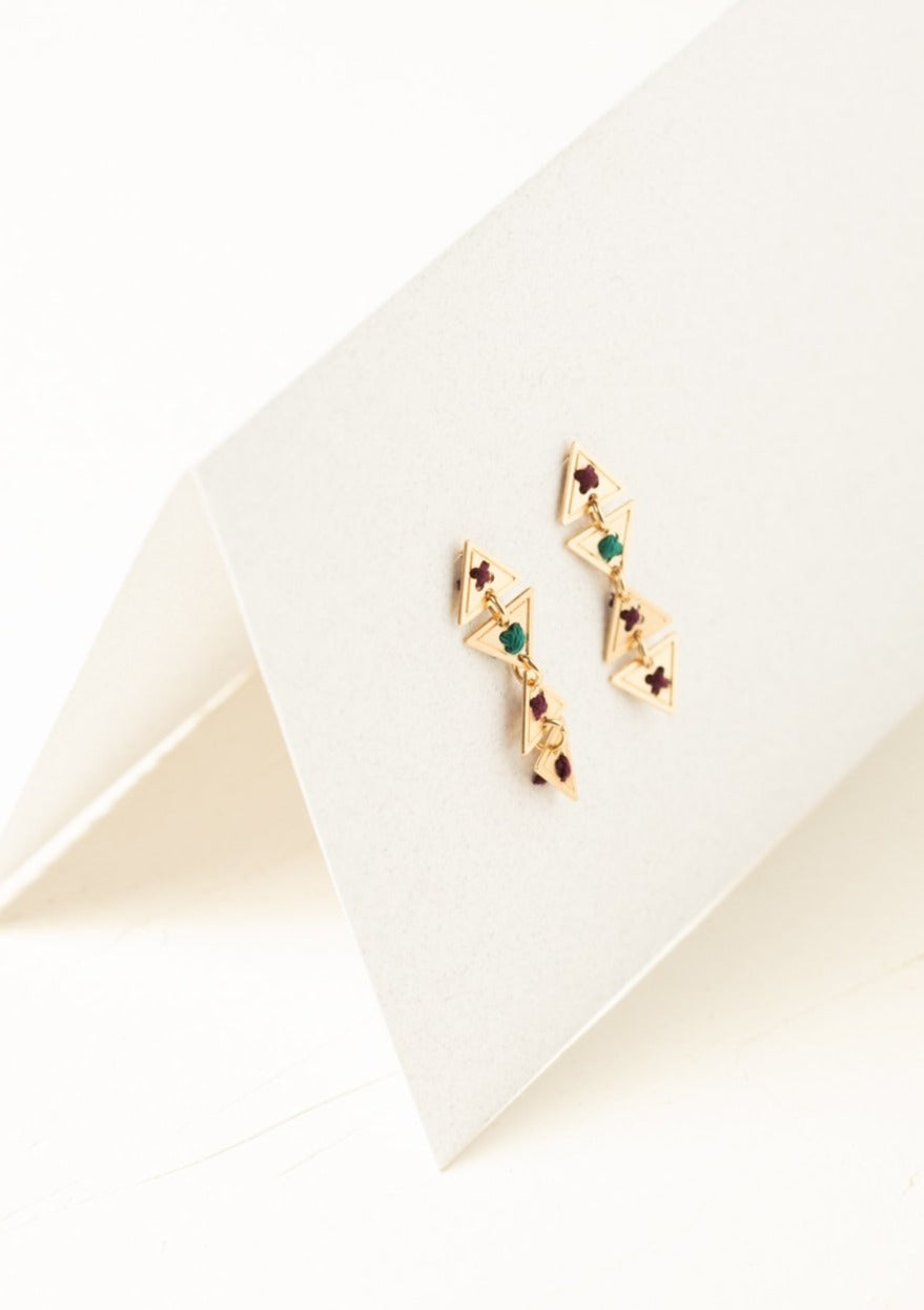 עגיל אן עם רקמה לבחירתך