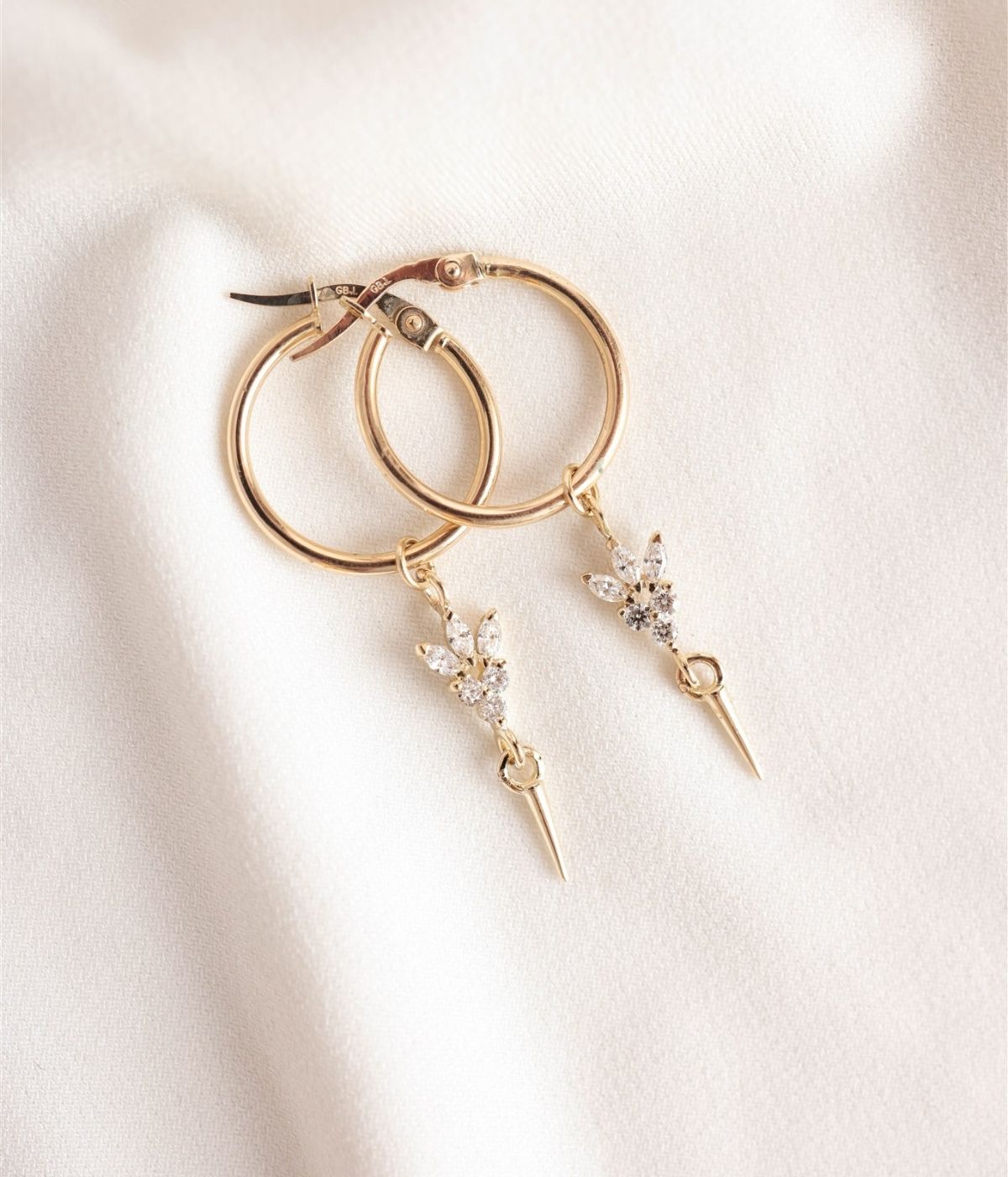 עגילי חישוק לוטוס | זהב 14k