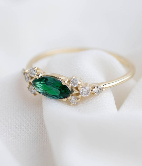 טבעת ויקטוריה - אמרלד |  זהב 14k