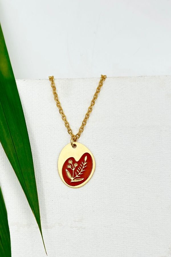 שרשרת פריחה בגוון אדמה