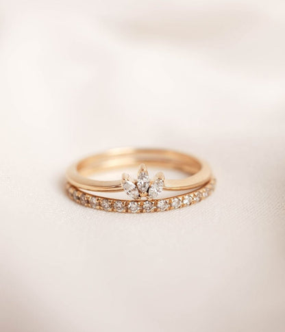 סט טבעות זהב 14K עם שורת יהלומים וטבעת לוטוס משובצת יהלומים טבעיים