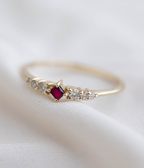 טבעת נגיעה אבן רובי  | זהב 14k