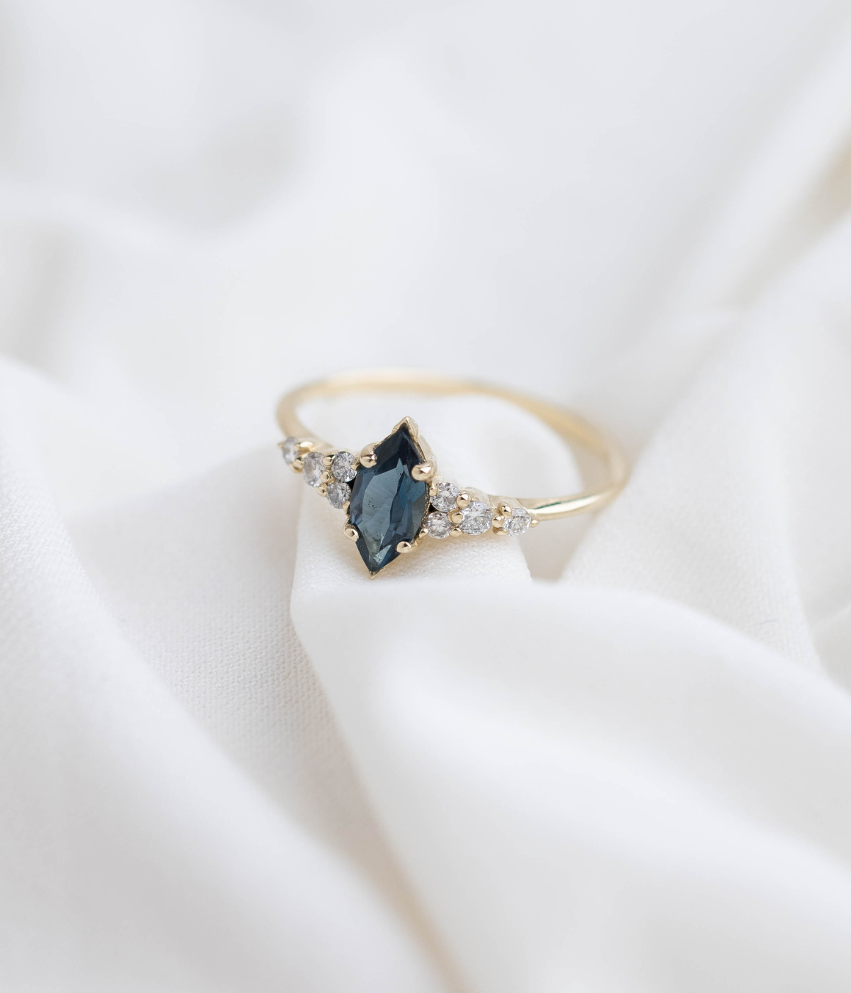 טבעת אליזבט- טופז לונדון  |  זהב 14k