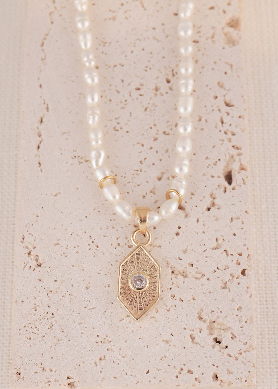 שרשרת פנינים זריחה