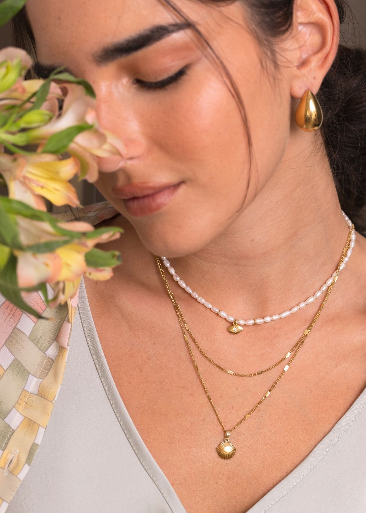 שרשרת פנינים עין טובה