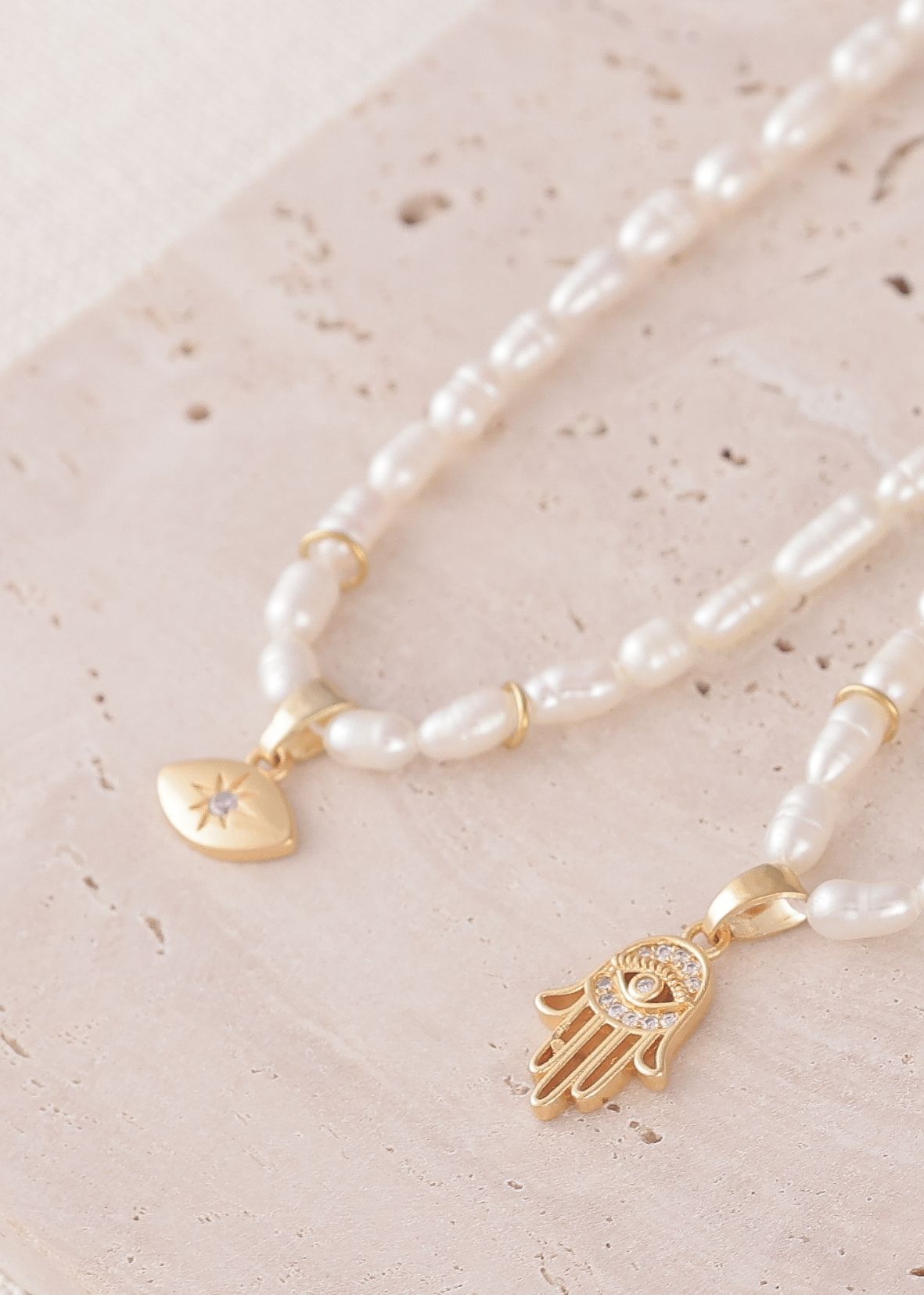 שרשרת פנינים עין טובה