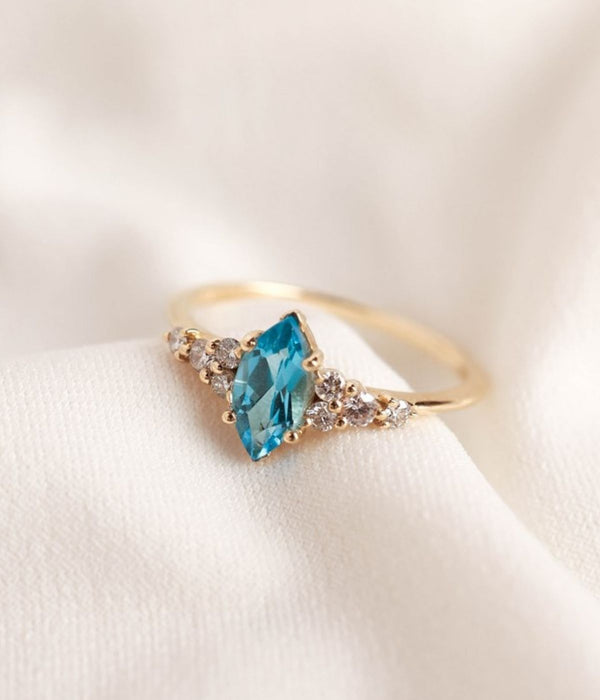 טבעת אליזבט- טופז סויס  |  זהב 14k