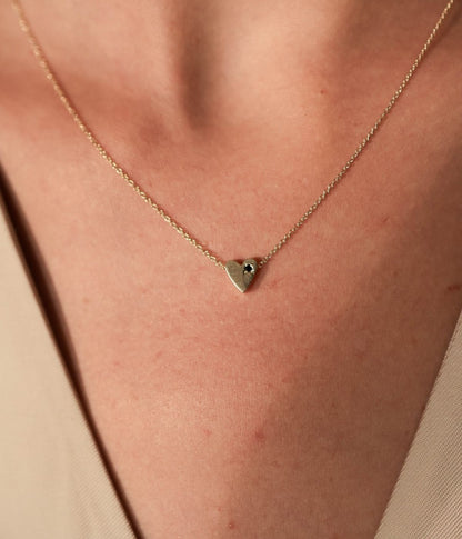שרשרת לב עם שיבוץ יהלום שחור | זהב 14k
