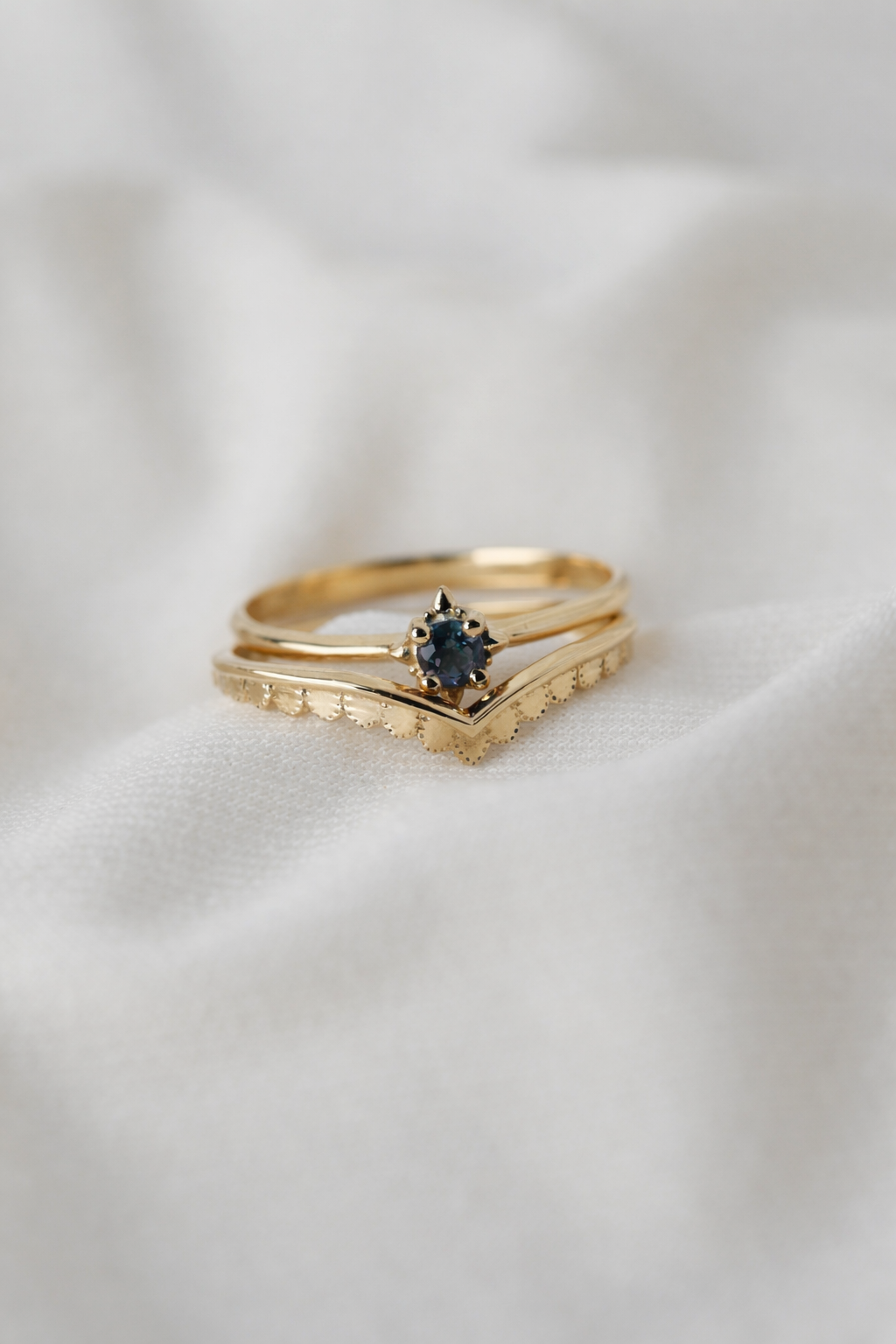 טבעת  שביט בלו טופז לונדון | זהב 14K