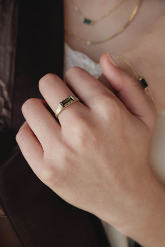 טבעת ניב טורמלין ירוק | זהב 14k