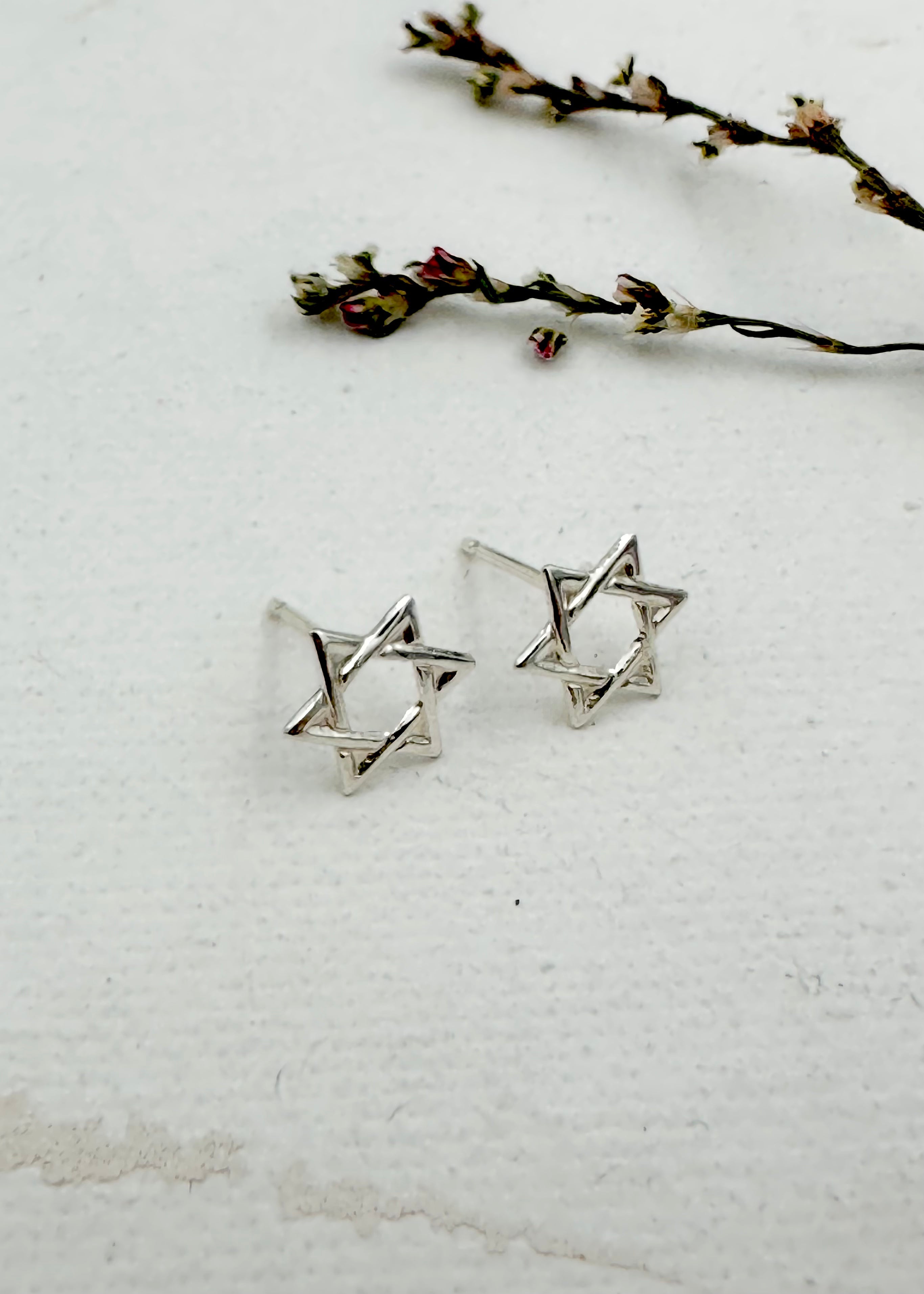 עגילי מגן דוד קטנים צמודים |  כסף 925