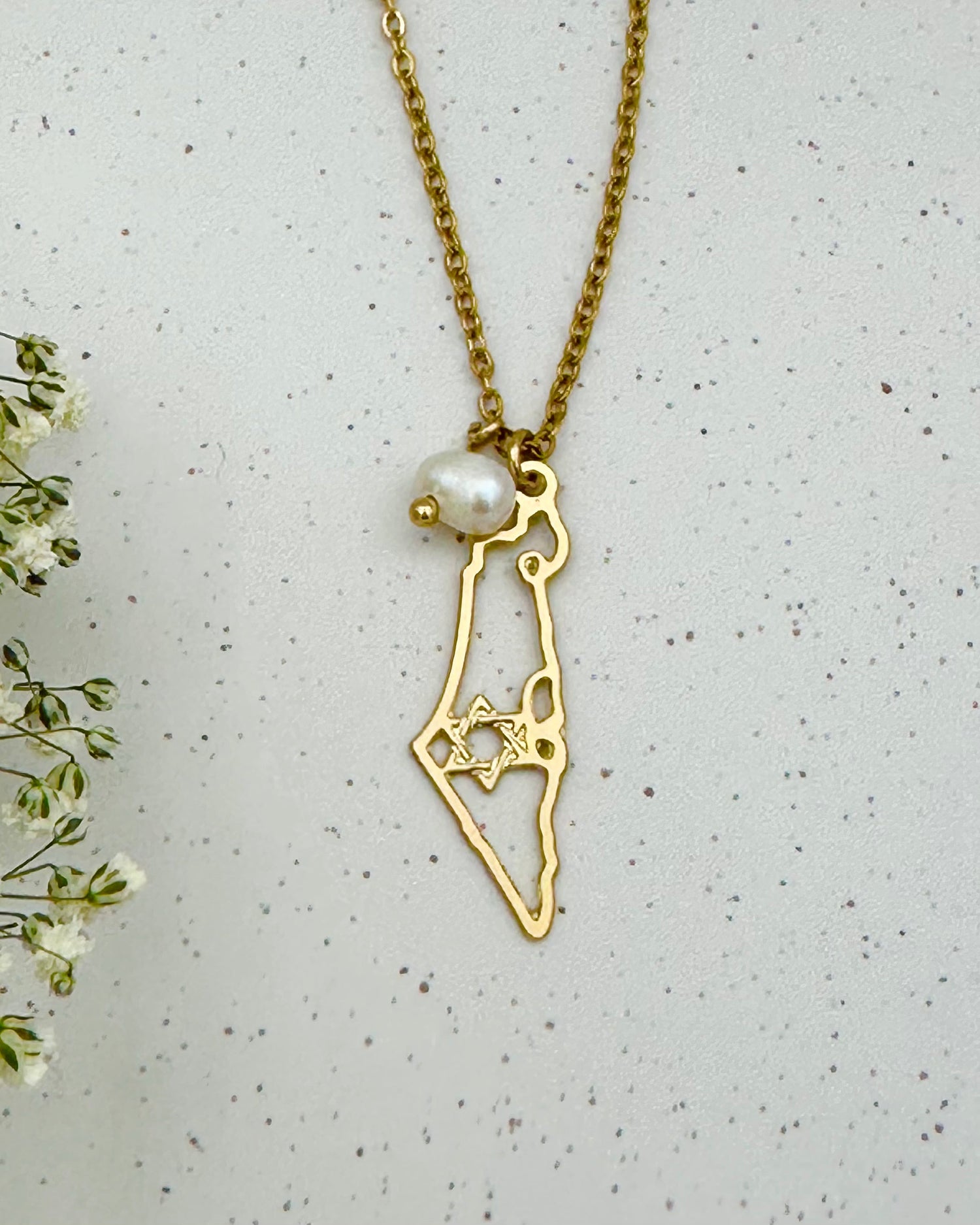 שרשרת ארץ ישראל ומגן דוד פנימי | מצופה זהב עם פנינה