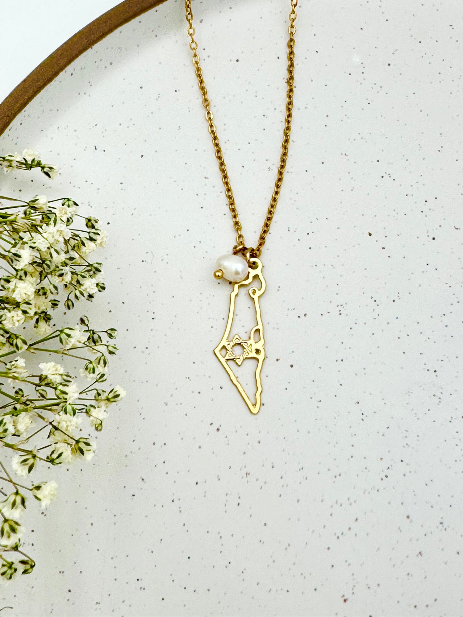 שרשרת ארץ ישראל ומגן דוד פנימי | מצופה זהב עם פנינה