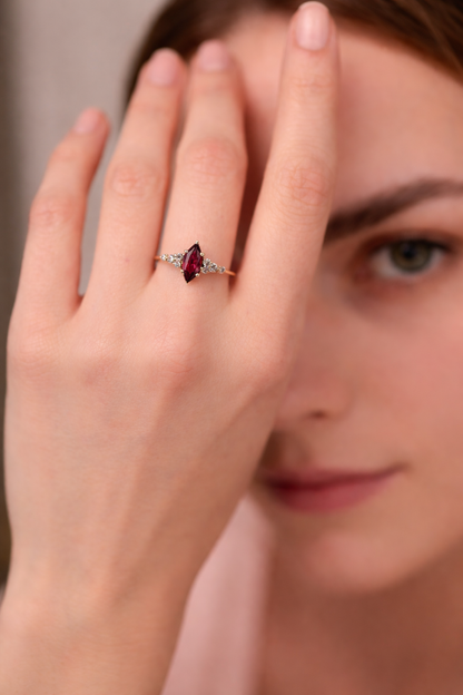 טבעת אליזבט- גרנט רודולייט |  זהב 14k