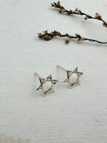 עגילי מגן דוד קטנים צמודים |  כסף 925