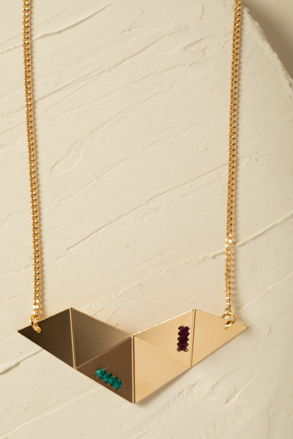 שרשרת קיפולי אוריגמי עם רקמה לבחירתך