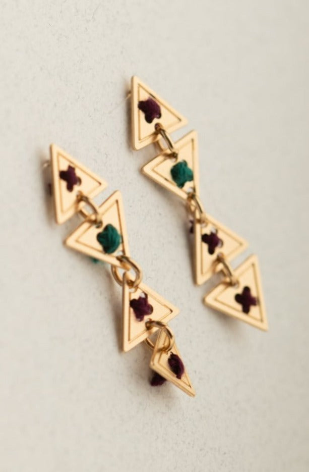 עגיל אן עם רקמה לבחירתך