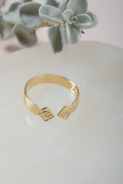 טבעת מעוין פתוחה