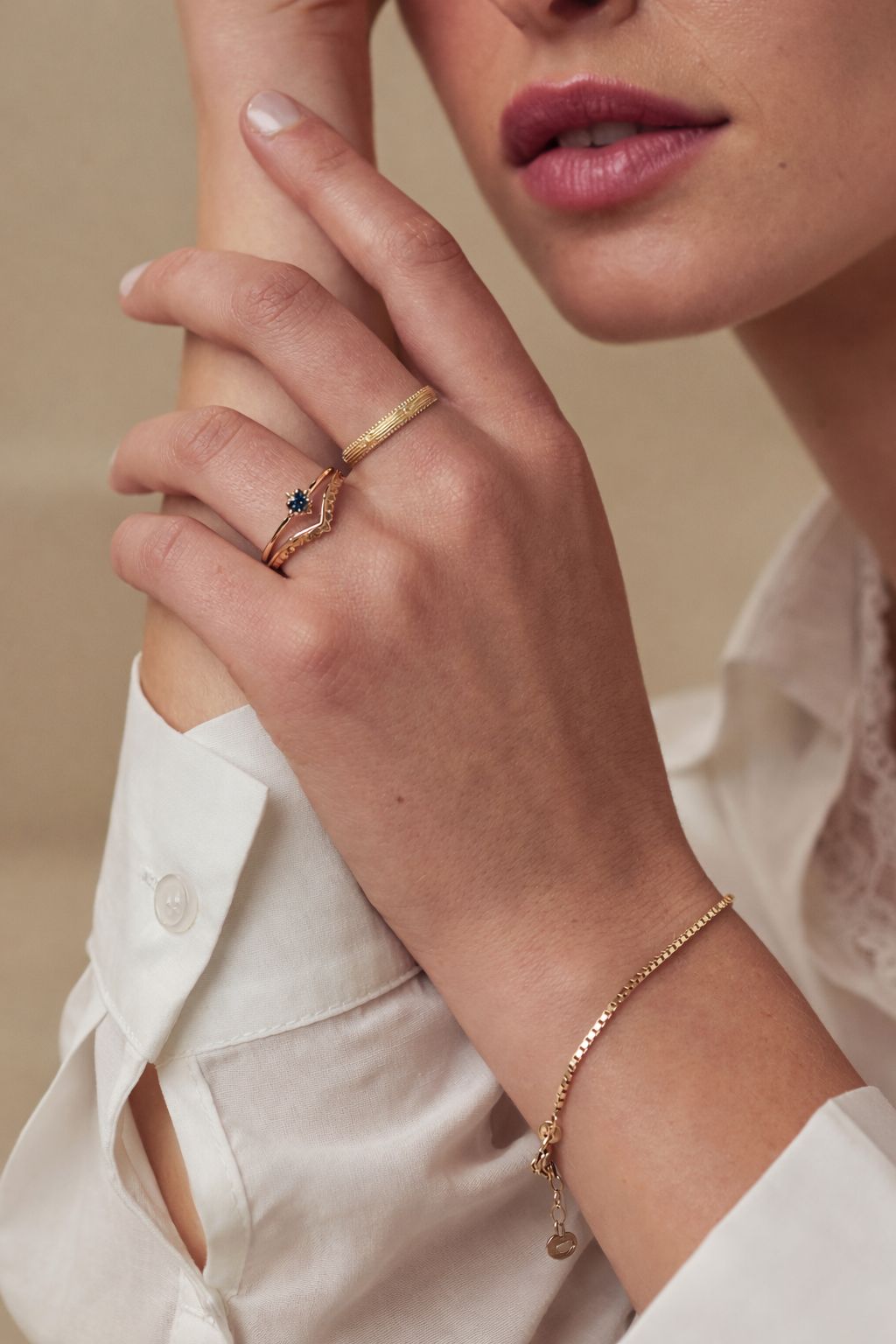 טבעת  שביט בלו טופז לונדון | זהב 14K